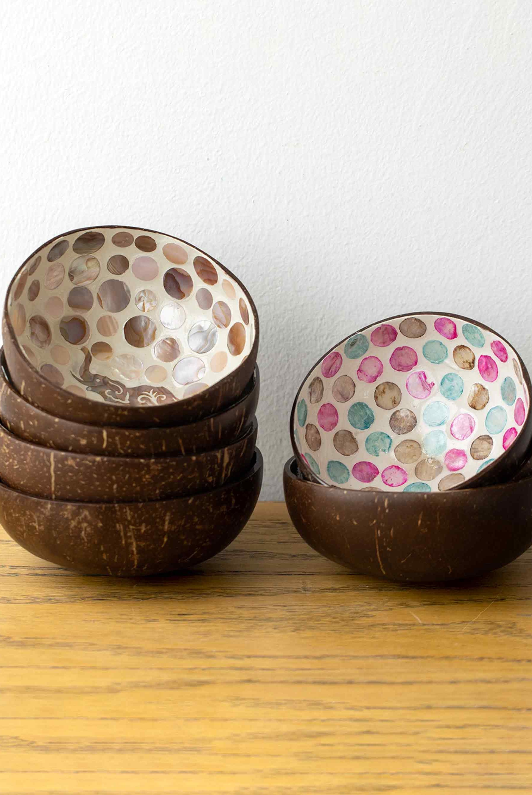 HANDMADE NATURAL SHELL COCONUT BOWL DECOR