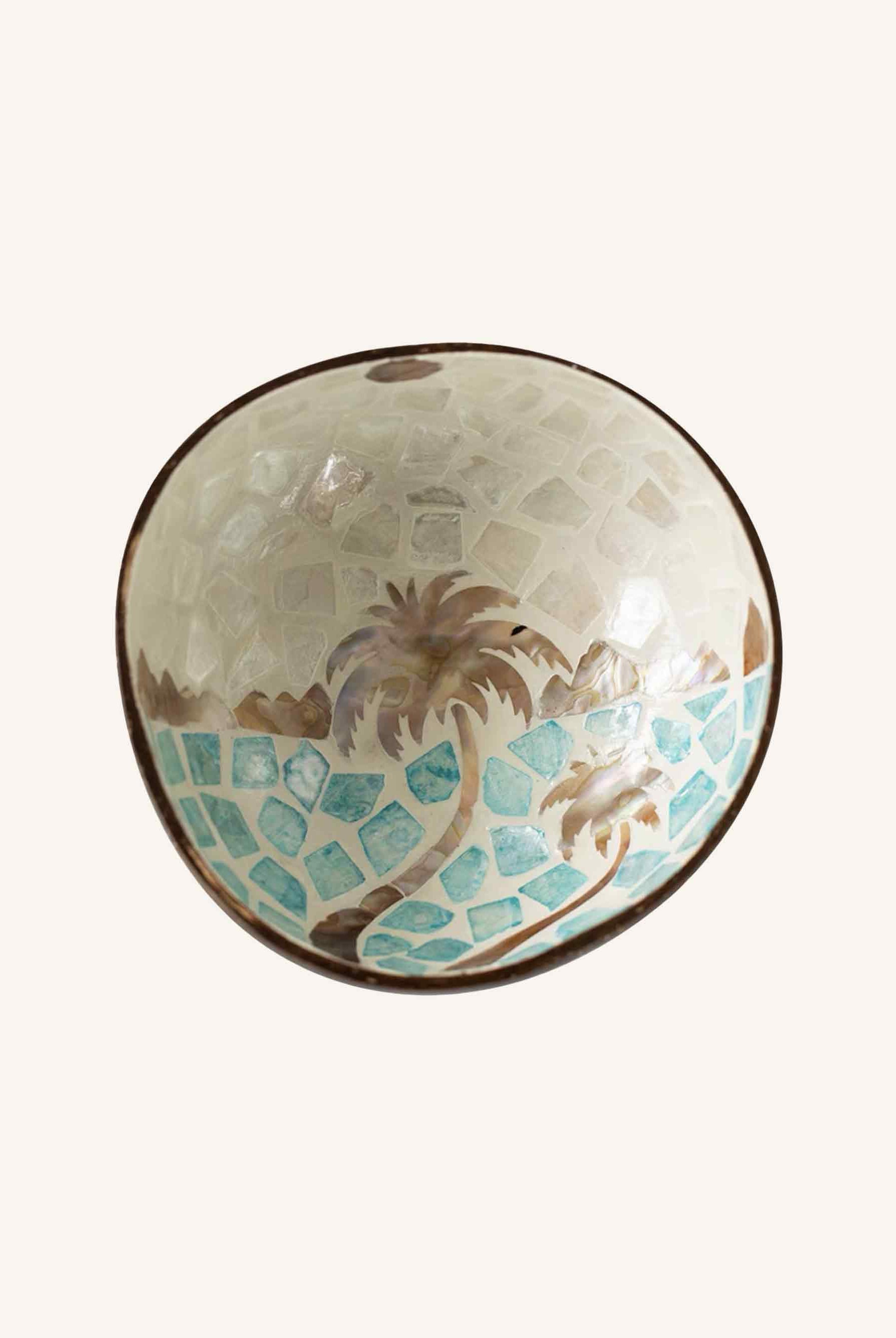HANDMADE NATURAL SHELL COCONUT BOWL DECOR - Beachside / One-Size
