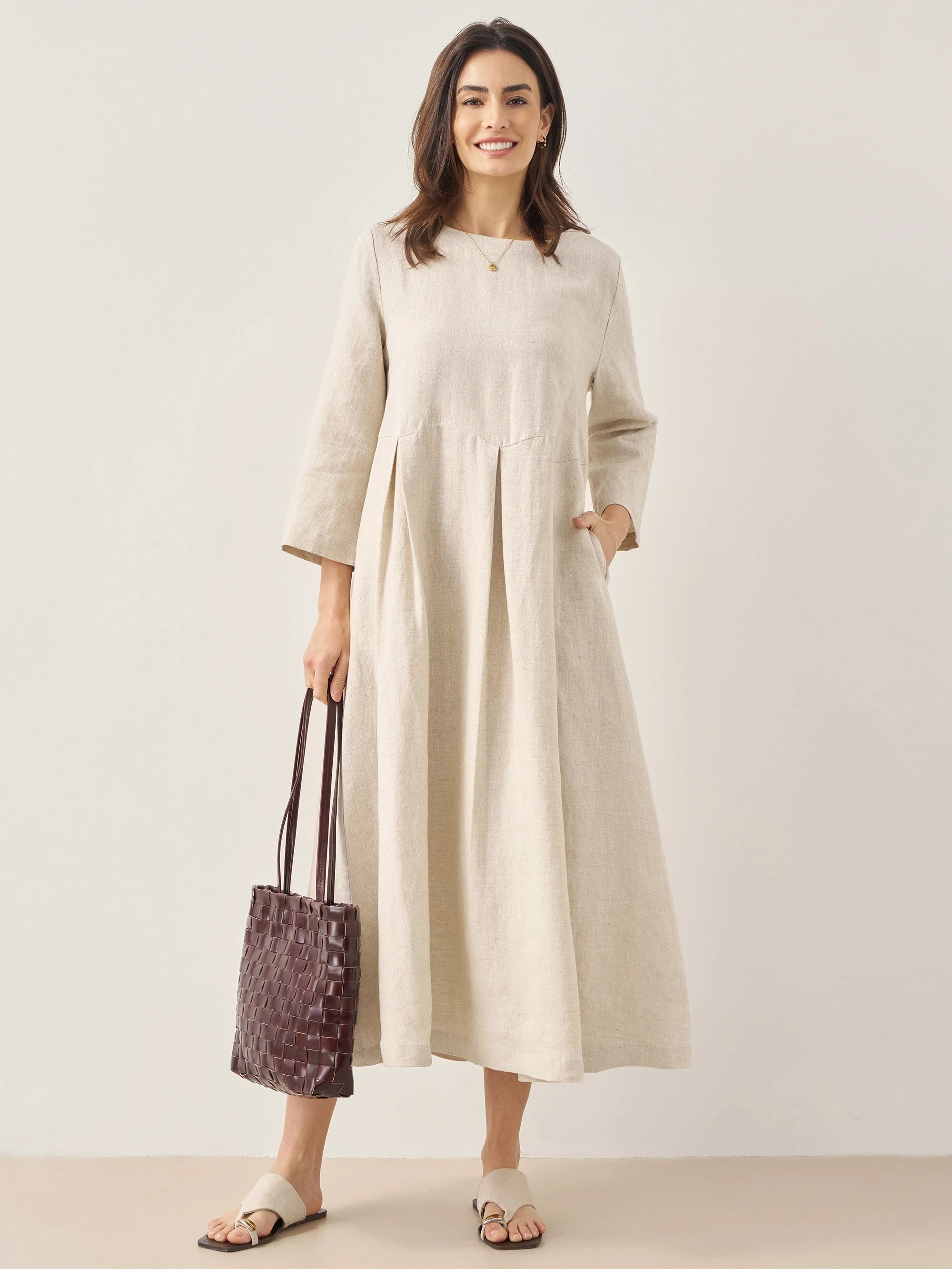100% LINEN BATEAU NECK PLEATED MAXI DRESS